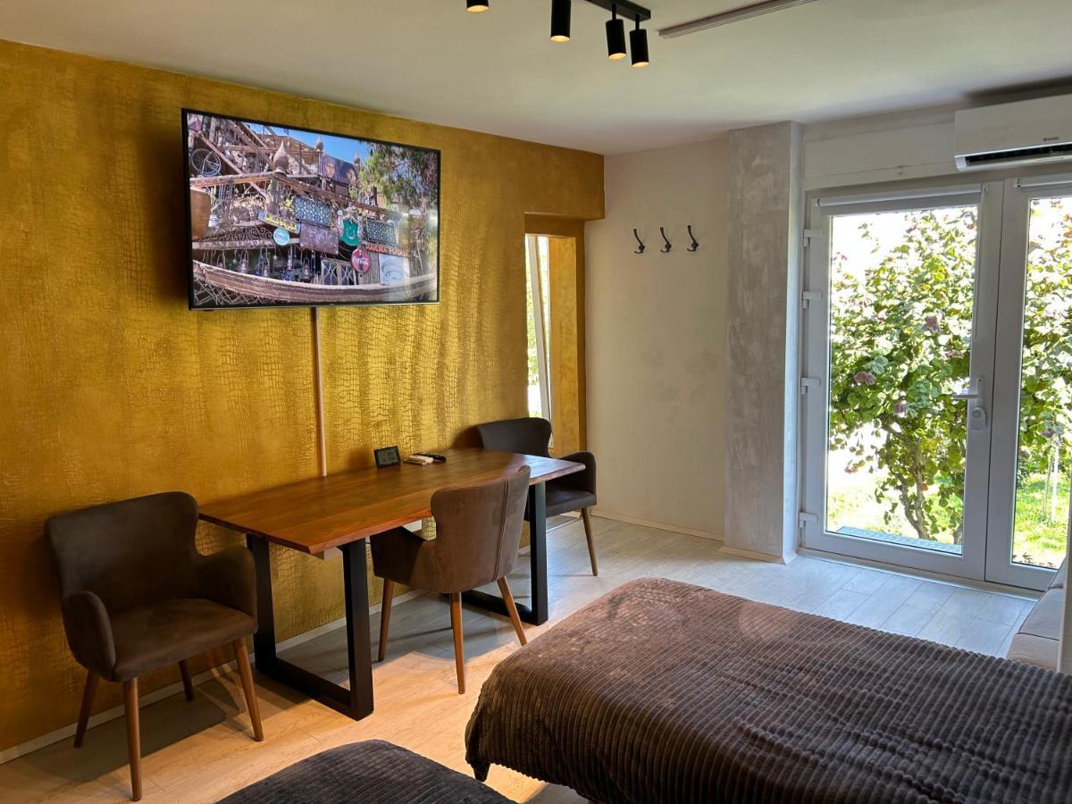 Apartment Gal Novo Mesto Extérieur photo