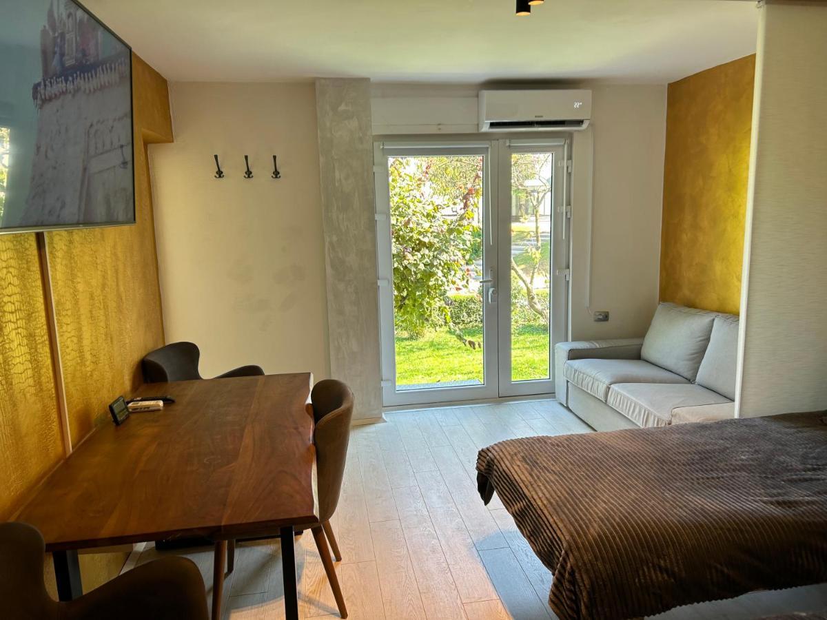 Apartment Gal Novo Mesto Extérieur photo